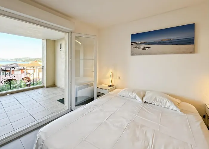 Le Clos Des Oliviers T2 - Vue *